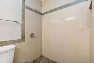 401 E Ontario St, Chicago, IL 60611 - Photo 11