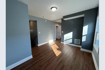 2717 N Rutherford Avenue #2, Chicago, IL 60607 - Photo 5