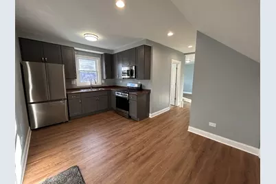 2717 N Rutherford Avenue #2, Chicago, IL 60607 - Photo 3