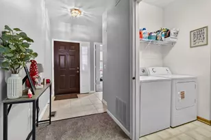 1596 W Ludington Circle, Romeoville, IL 60446 - Photo 17