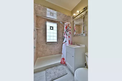 371 E Dickens Avenue, Northlake, IL 60164 - Photo 17