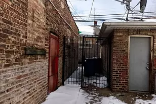 2654 N Laramie Ave, Chicago, IL 60639 - Photo 17