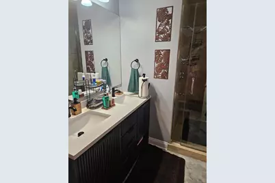 3560 S Giles Avenue #G, Chicago, IL 60653 - Photo 7