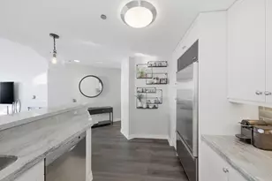 60 E Monroe St, Chicago, IL 60603 - Photo 13