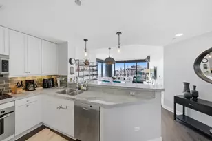 60 E Monroe St, Chicago, IL 60603 - Photo 9