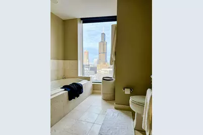 60 E Monroe Street #5304, Chicago, IL 60603 - Photo 27