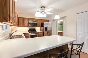 134 Heritage Ct, Gurnee, IL 60031 - Photo 15