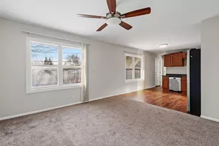 424 Kenyon Ave, Romeoville, IL 60446 - Photo 5