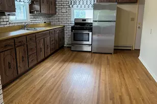 1807 Oakland Ave, Crest Hill, IL 60403 - Photo 7