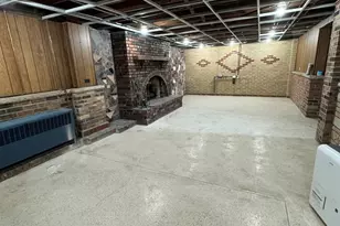 1807 Oakland Ave, Crest Hill, IL 60403 - Photo 15