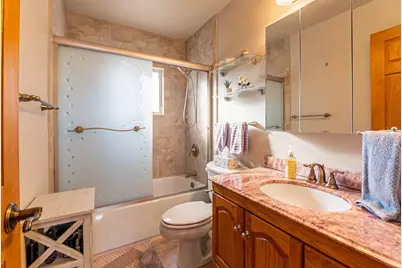 325 Hillandale Drive, Round Lake, IL 60073 - Photo 15