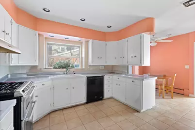 2136 Linden Lane, Palatine, IL 60067 - Photo 7