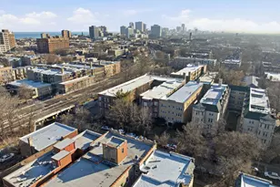 1413 W Farwell Ave, Chicago, IL 60626 - Photo 17