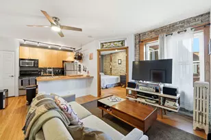 1413 W Farwell Ave, Chicago, IL 60626 - Photo 5