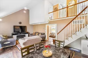 6881 Hickory St, Hanover Park, IL 60133 - Photo 13