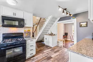 6881 Hickory St, Hanover Park, IL 60133 - Photo 15