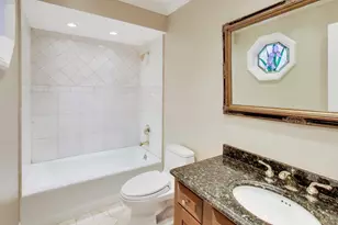 931 Coventry Dr, Lake Forest, IL 60045 - Photo 11