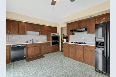 1103 E 166th Place, South Holland, IL 60473 - Photo 7