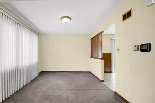 1103 E 166th Pl, South Holland, IL 60473 - Photo 5