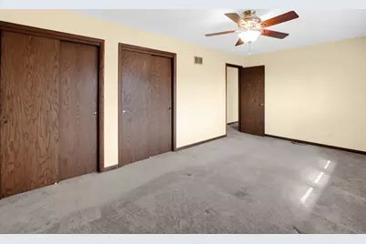 1103 E 166th Place, South Holland, IL 60473 - Photo 9