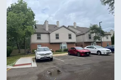 130 Crest Wood Court #5, Schaumburg, IL 60195 - Photo 1