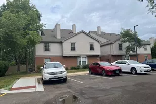 130 Crestwood Ct, Schaumburg, IL 60195 - Photo 1