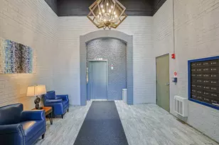 375 Plum Creek Dr, Wheeling, IL 60090 - Photo 5