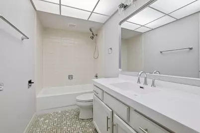 375 Plum Creek Drive #501, Wheeling, IL 60090 - Photo 9