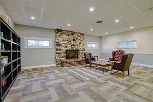 375 Plum Creek Dr, Wheeling, IL 60090 - Photo 37