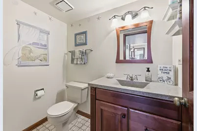 615 Newberry Drive, Elk Grove Village, IL 60007 - Photo 19