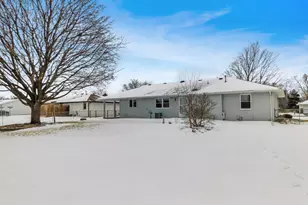 755 Loomis Dr, Rockton, IL 61072 - Photo 33