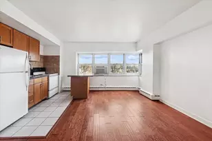 4980 N Marine Dr, Chicago, IL 60640 - Photo 3