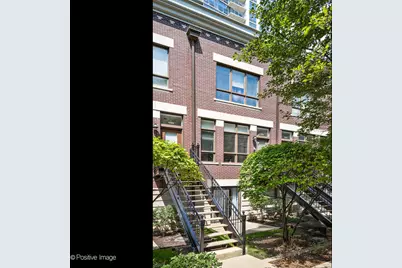 1354 S Indiana Parkway, Chicago, IL 60605 - Photo 1
