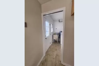 8235 W Summerdale Avenue, Chicago, IL 60656 - Photo 7