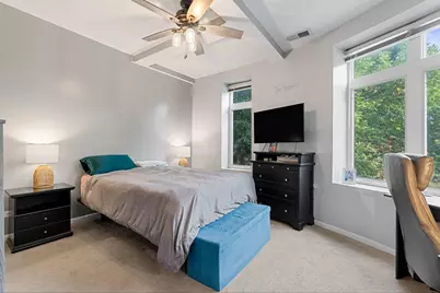 2758 W Francis Place #204, Chicago, IL 60647 - Photo 15