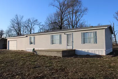 406 W Kirkwood Street, Odin, IL 62870 - Photo 1