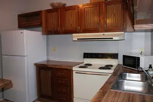 406 W Kirkwood St, Odin, IL 62870 - Photo 7