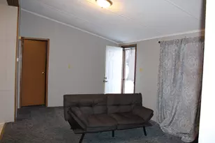 406 W Kirkwood St, Odin, IL 62870 - Photo 5