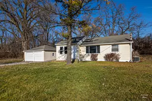 480 Grand Ave, Lake Zurich, IL 60047 - Photo 3