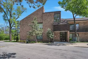501 W Ogden Ave, Hinsdale, IL 60521 - Photo 1