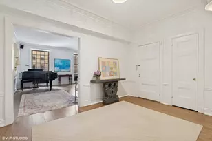 232 E Walton Pl, Chicago, IL 60611 - Photo 5