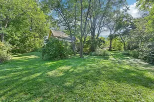 146 Westerfield Pl, Grayslake, IL 60030 - Photo 51