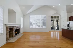 1285 Stonebriar Ct, Naperville, IL 60540 - Photo 3