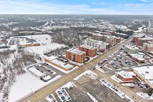 545 S River Rd, Des Plaines, IL 60016 - Photo 25