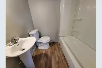 802 Deleon Street, Ottawa, IL 61350 - Photo 5