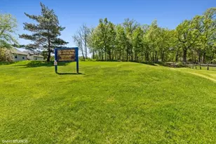 1180 N Nature Ct, Round Lake Beach, IL 60073 - Photo 17