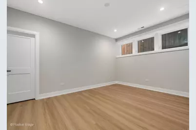 3045 N Christiana Avenue, Chicago, IL 60618 - Photo 23