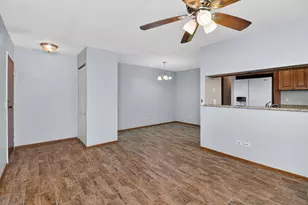 1351 N Winslowe Dr, Palatine, IL 60074 - Photo 5