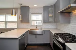 2019 N 72nd Ct, Elmwood Park, IL 60707 - Photo 5