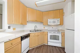 195 N Harbor Dr, Chicago, IL 60601 - Photo 3